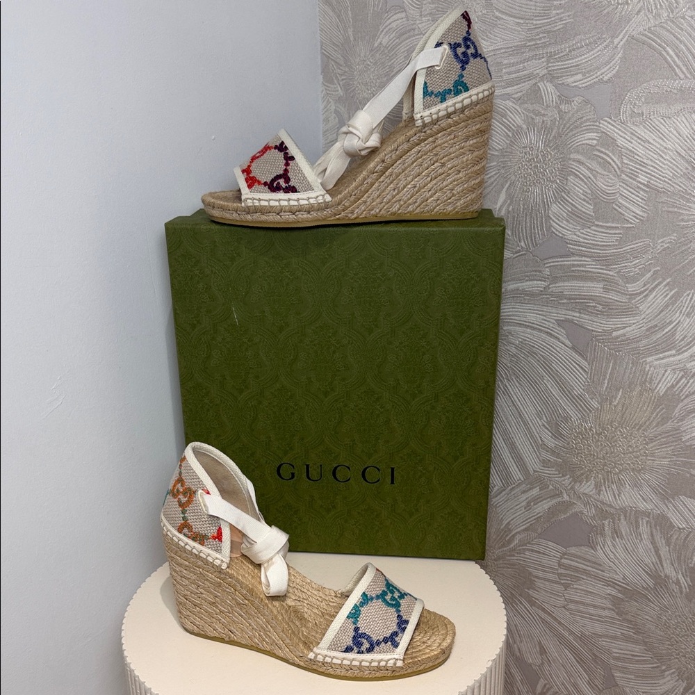 Gucci GG Multicolor Canvas Espadrille Wedge Sandals 39